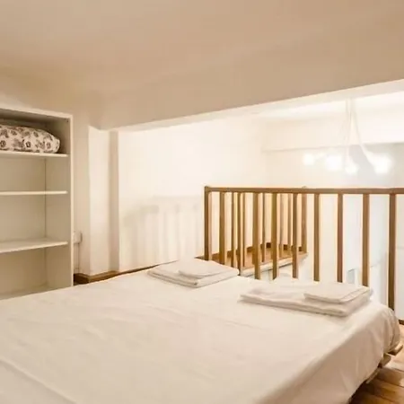 Apollonia Apartment